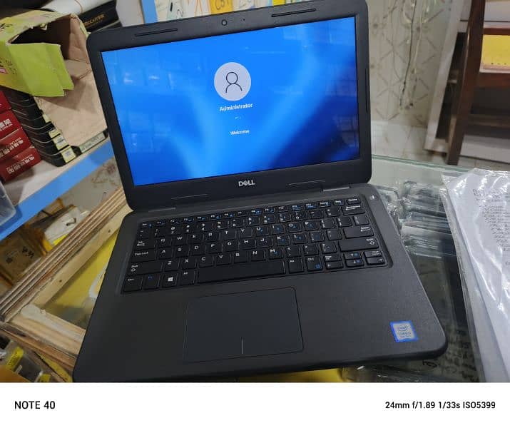 Del Laptop Core i3 8th Generation Touch Screen 0