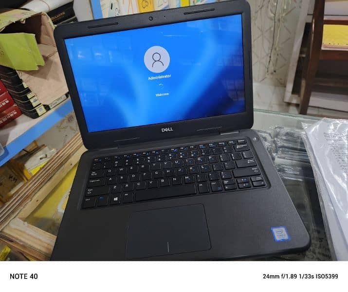 Del Laptop Core i3 8th Generation Touch Screen 1