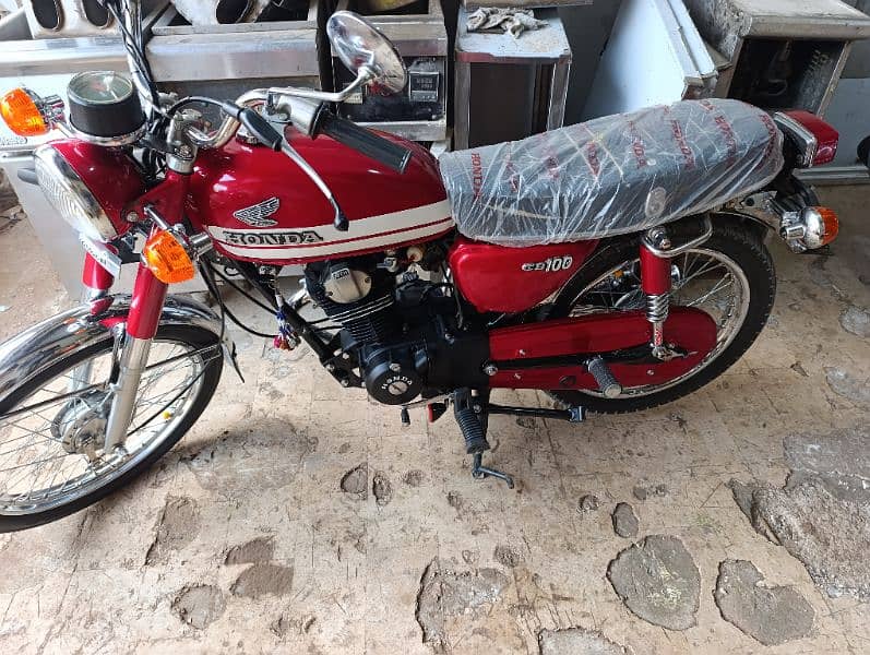 CB 100 HONDA urgent sale 1