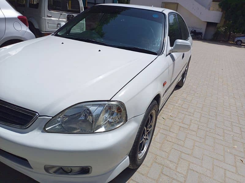 Honda Civic VTi 2000 Manual 4