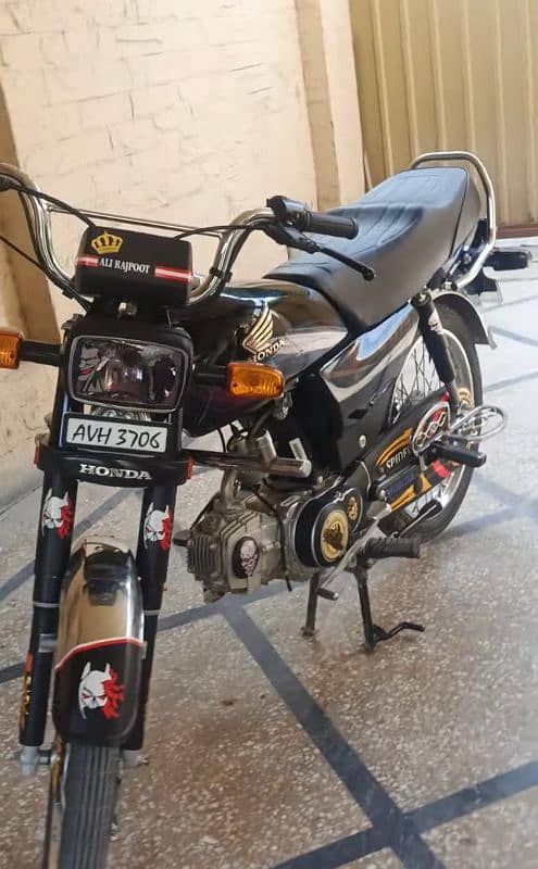 Honda CD 70 barnd new condition fully modified exchange posiible 2