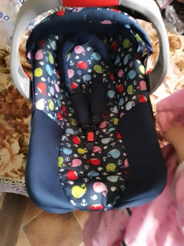 Jumbo baby carry cot 7