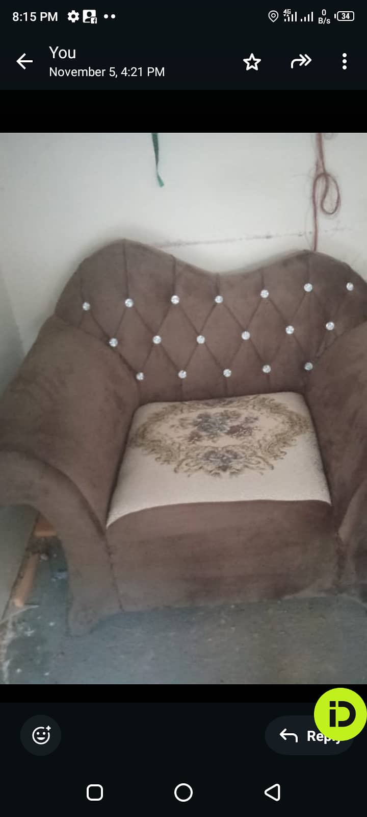 5 seater motive on seat valvet on whole sofa condition9/10 1