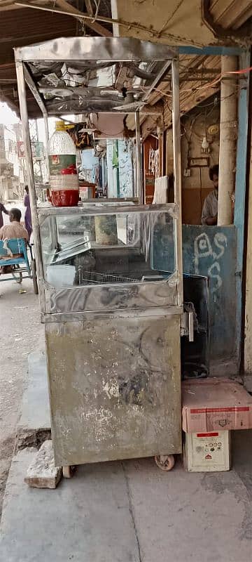 fries counter sth ma shawarma or burger maker mojod hy 5