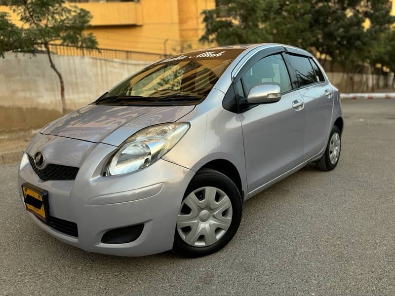 Toyota Vitz 2010/2014 in full original condition. 3