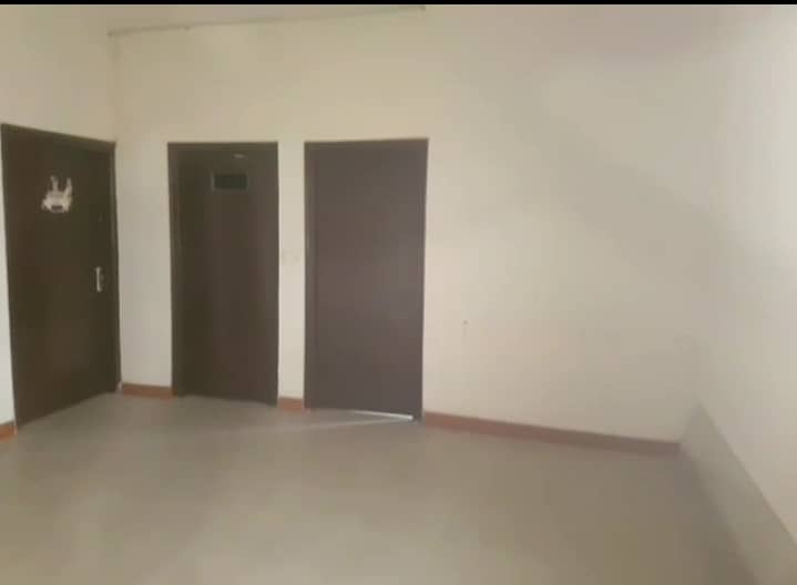 4 Marla 2nd Floor Office For Rent In DHA Phase 1,Block K,Lahore. 4