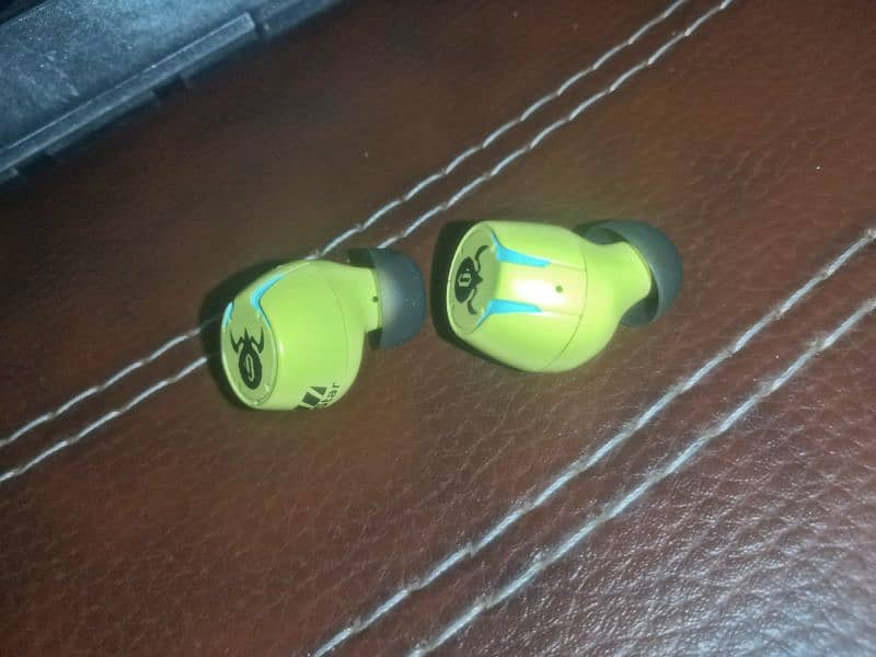 gravastar sirius pro wireless gaming earbuds 8