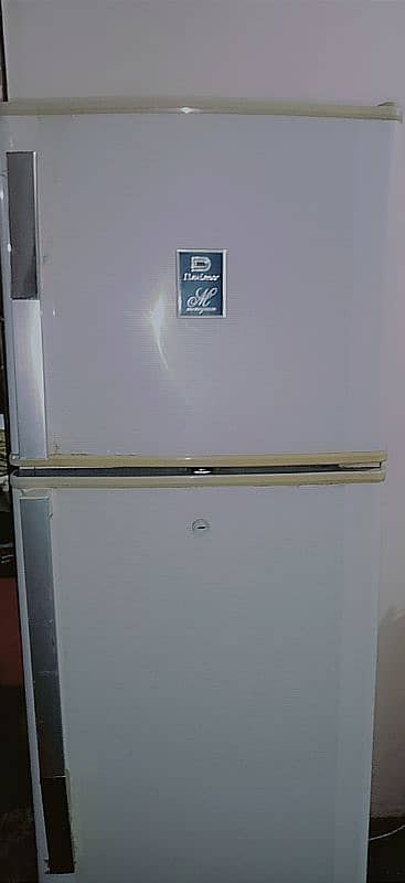 Dawlance refrigerator for sale. 2