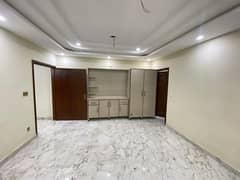 Beautiful 6 Marla 2 Bed Upper Portion Ali park Near Bhatta Chowk