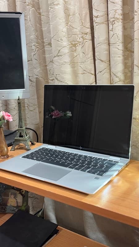 HP ELITEBOOK x360 1030 G3 10