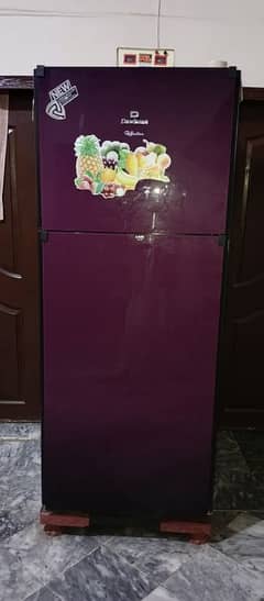 dawlance fridge full size urgent for sale