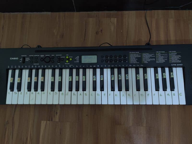 Casio Piano CTK-240 with original casio adapter 0