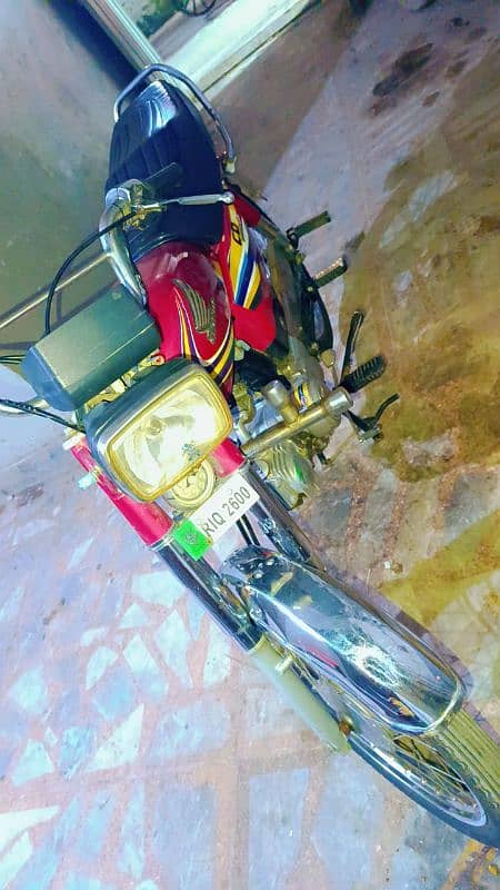 my Honda 70 cc bike for seal 3