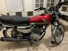 honda 125 SE self start 2023 new condition