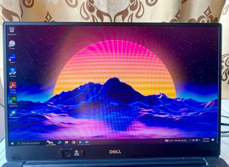 Dell core i7 graphic laptop 4