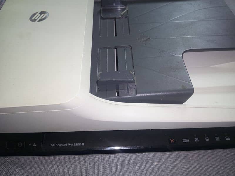 HP Scanjet Pro 2500 F1 Scanner 3