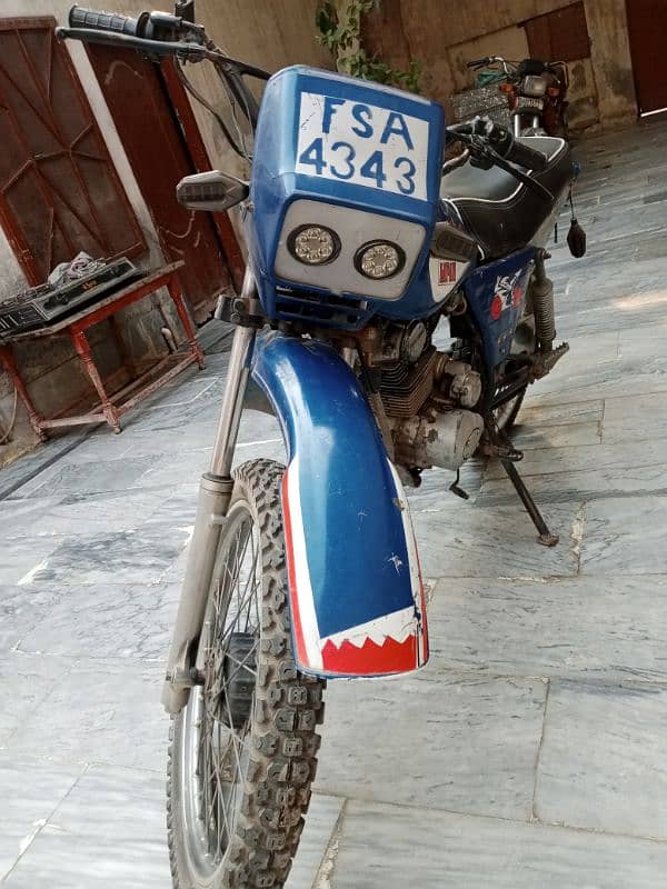 lefan motor cycle 125cc 10/7 condition self start heavy bike 0