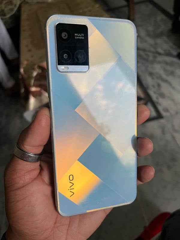 Vivo y21 4/64 10/10 condition 1