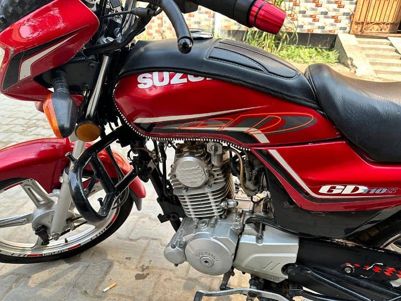 Suzuki GD 110 2