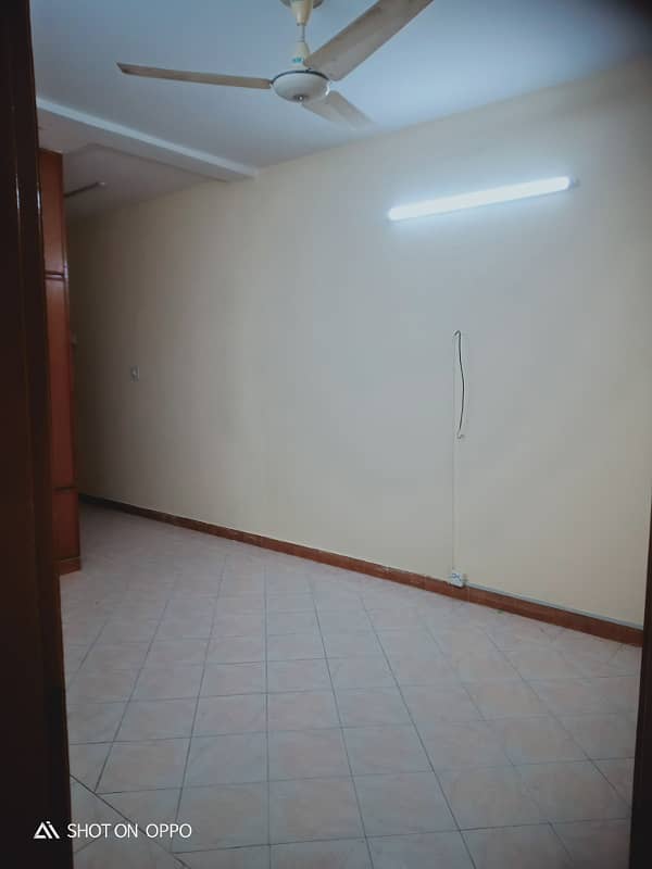 5 Marla Tile Flooring Ground Portion Available For Rent 9