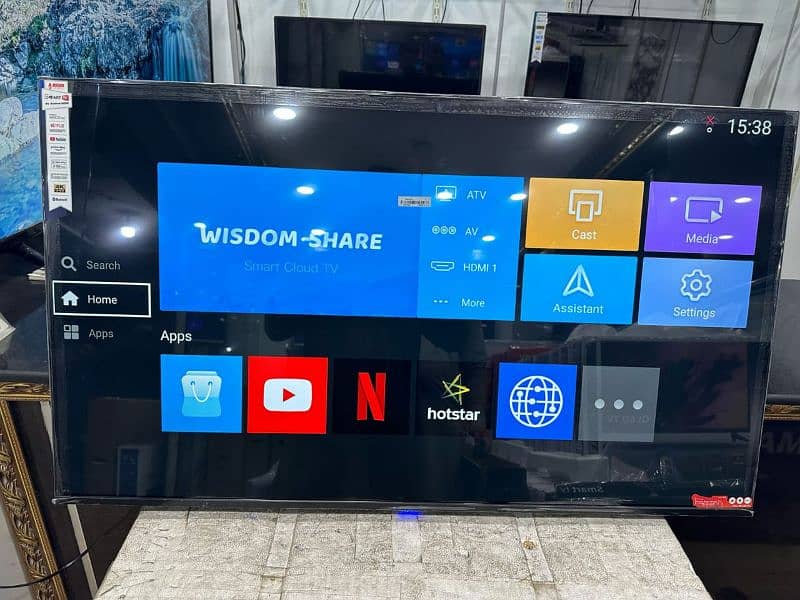 YouTube, netflix, Play store 32 inch led tv  03004675739 0