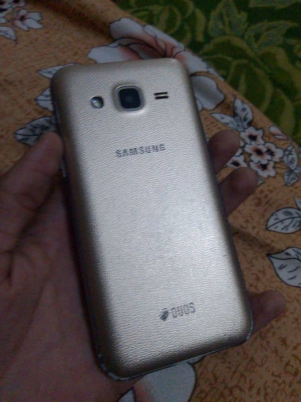 Samsung Galaxy j2 0