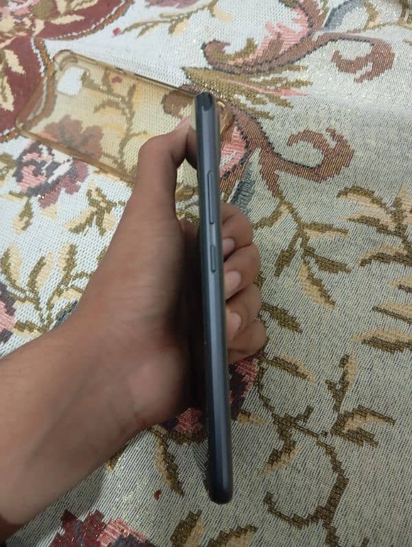 realme c11 with box 2