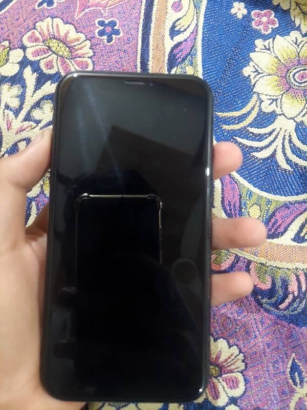 iphone Xr jv urgent sale 4