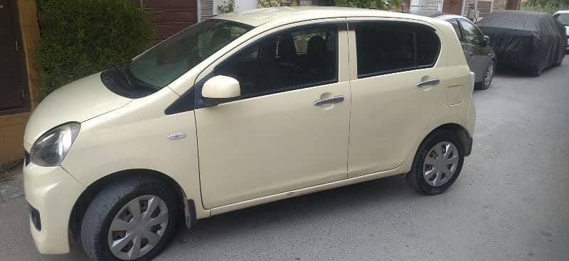 Daihatsu Mira 2014 3