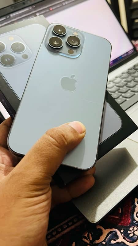 Iphone 13 Pro HK 3