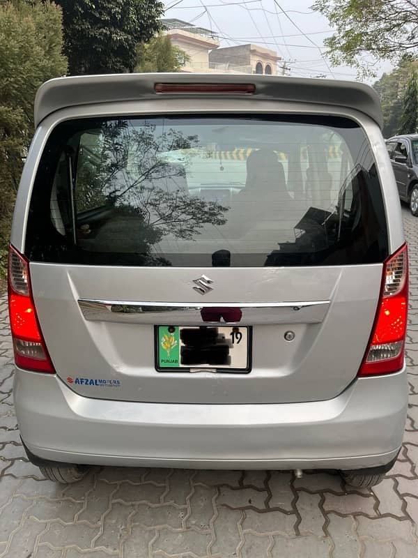 Suzuki Wagon R 2019 1