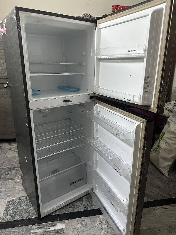 Dawlance Refrigerator 9193 LF Chrome 0