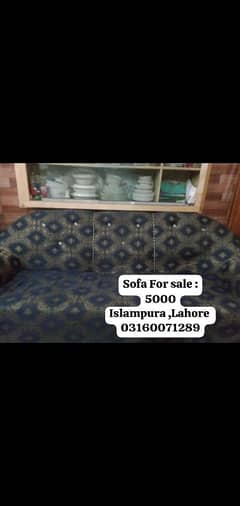 sofa For sale: 5000