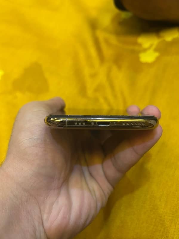 iphone xs non pta (03025395485) 4