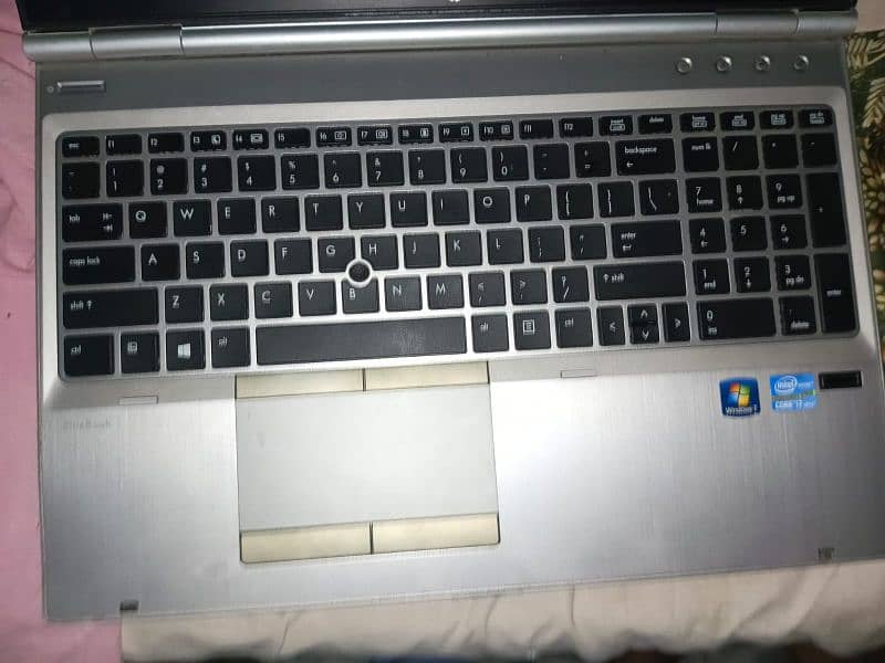 hp elite book urgent sale  3rd generation 3