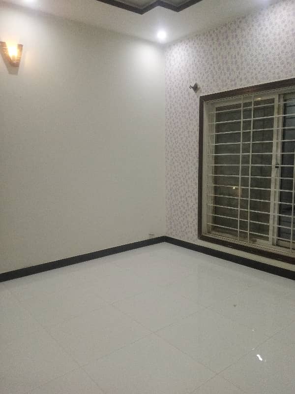 Rawalpindi Bahria Town phase8 awami3.2 bedroom apartment for rent 10