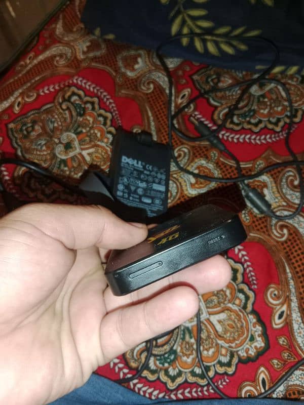 I wanna sale orignal dell 130w laptop charger and jazz 4G wifi 3