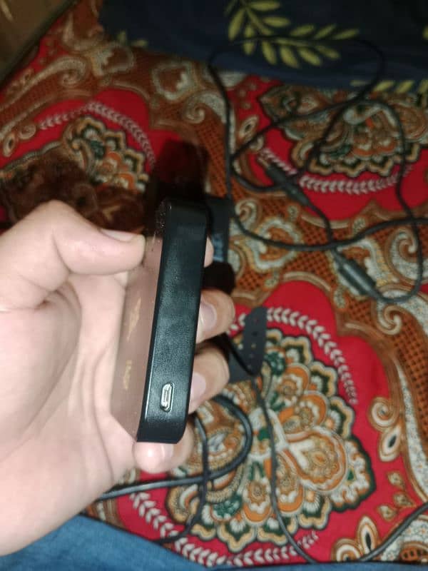 I wanna sale orignal dell 130w laptop charger and jazz 4G wifi 4