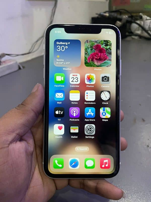 I phone XR White color 0