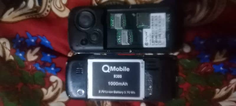 2 Mobile for sale. . 3