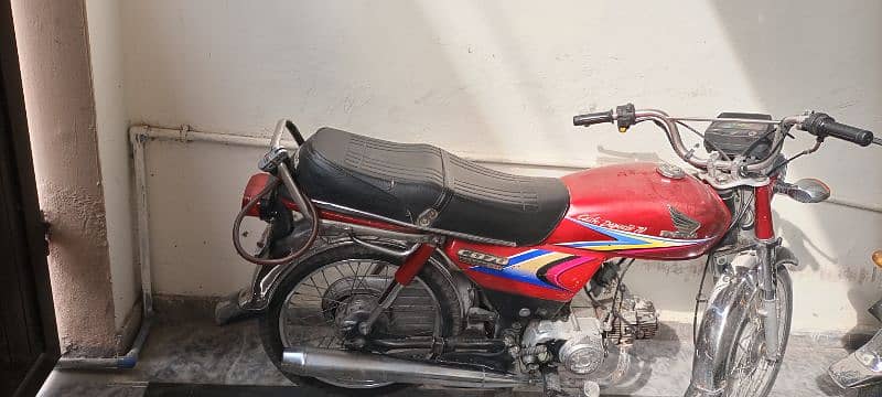 Honda 70, 2010 3