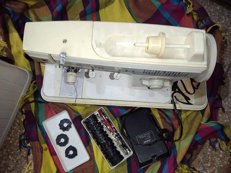 Singer Stitching machine in new condition just 22k / #sewing machine 7