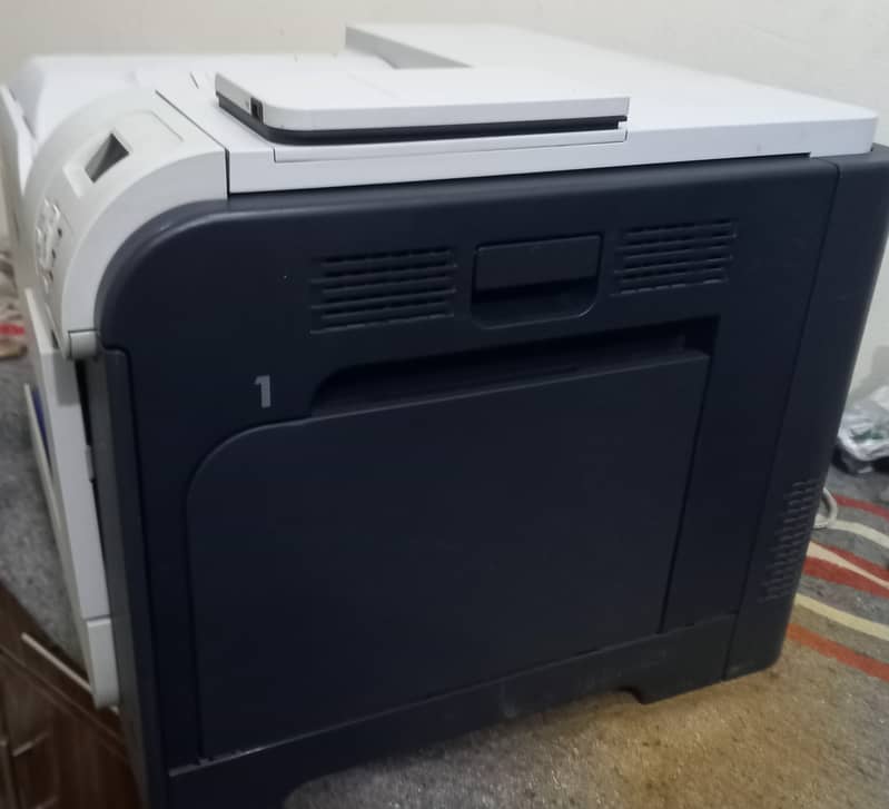 HP LaserJet Enterprise 500 color M551 2