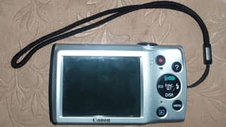 Digital camera with 8GB memory card