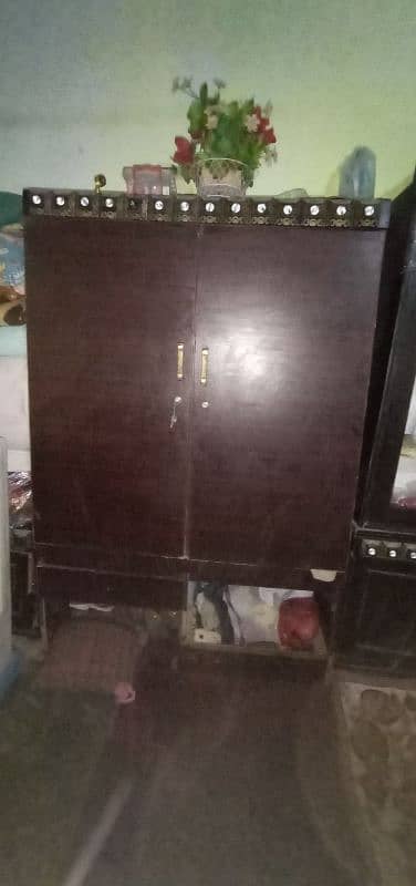 I'm selling furniture 10