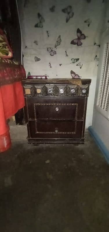 I'm selling furniture 12