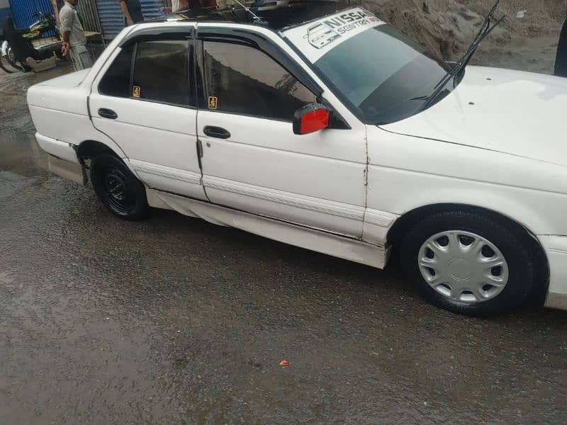 Nissan Sunny 1992 4