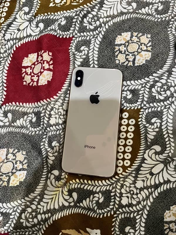 IPHONE XS ( GOLD ) 1