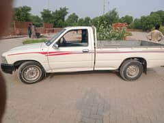 Hilux single cabon