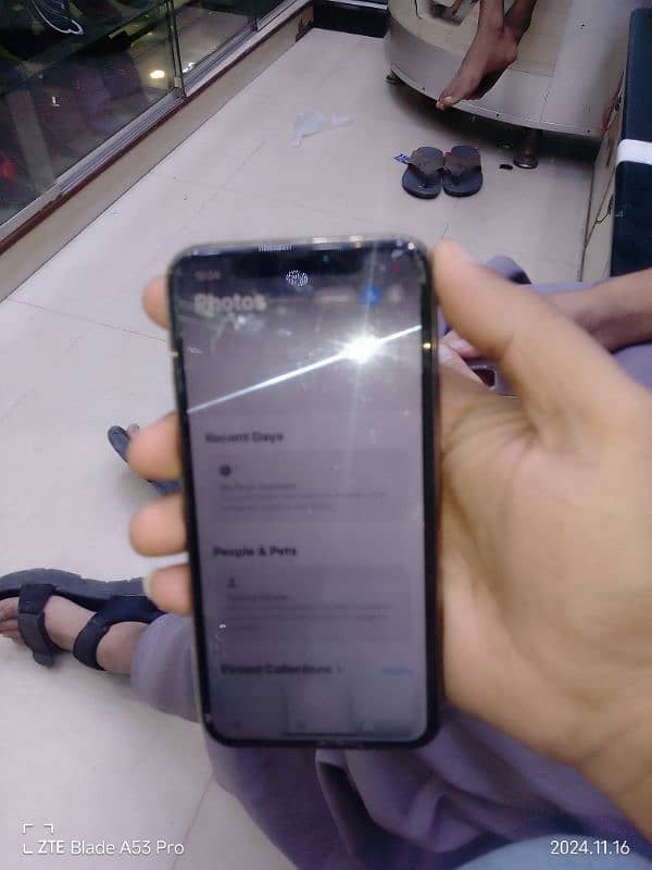 iPhone 11 pro 0